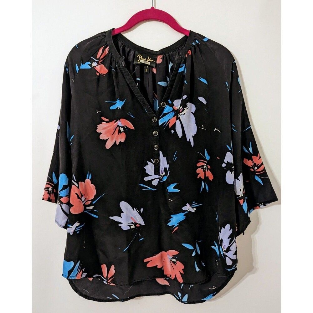 Yumi Kim Small 100% Silk Black Floral 3/4 Sleeve Blouse